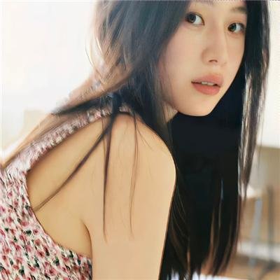 马孔多 海报
